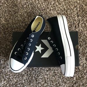 Converse Women size 10.5